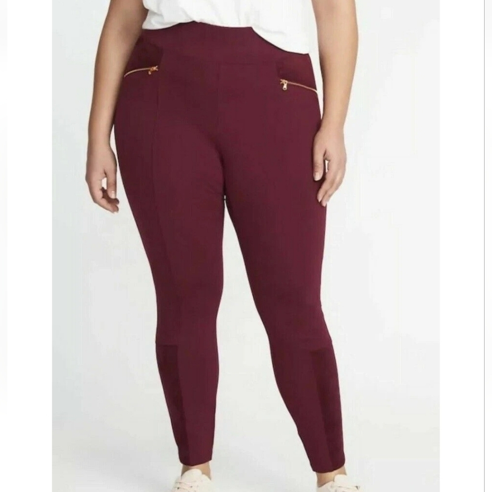 Old Navy Stevie Burgundy Pull On Pants